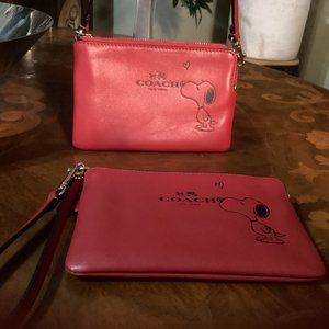 [PEANUTS X HAZZYS]★Pink Leather Snoopy 2-Tier Half Wallet Peanuts Snoopy Wallets for Women Teens Zip Around Card